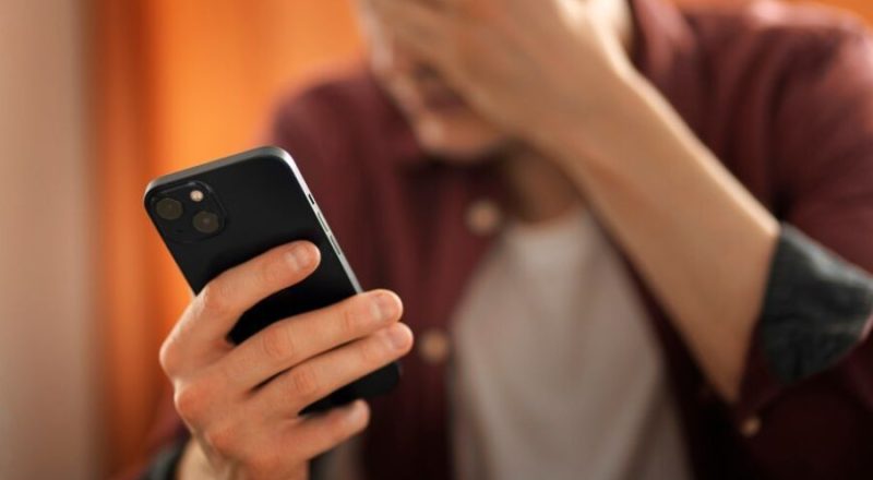 Pemprov Jakarta Terapkan Larangan HP, Labschool Angkat Bicara