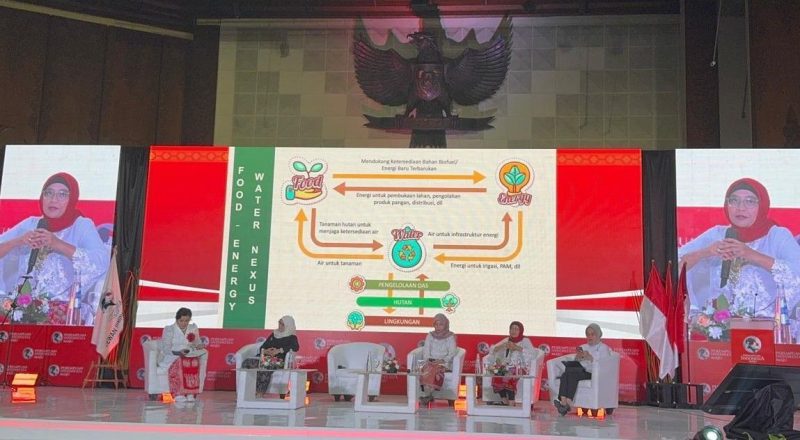 Perempuan Garda Terdepan dalam Menjaga Lingkungan dan Meningkatkan Literasi Digital